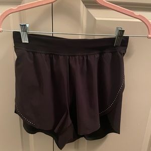 lululemon find your pace high-rise lined short 3” in black